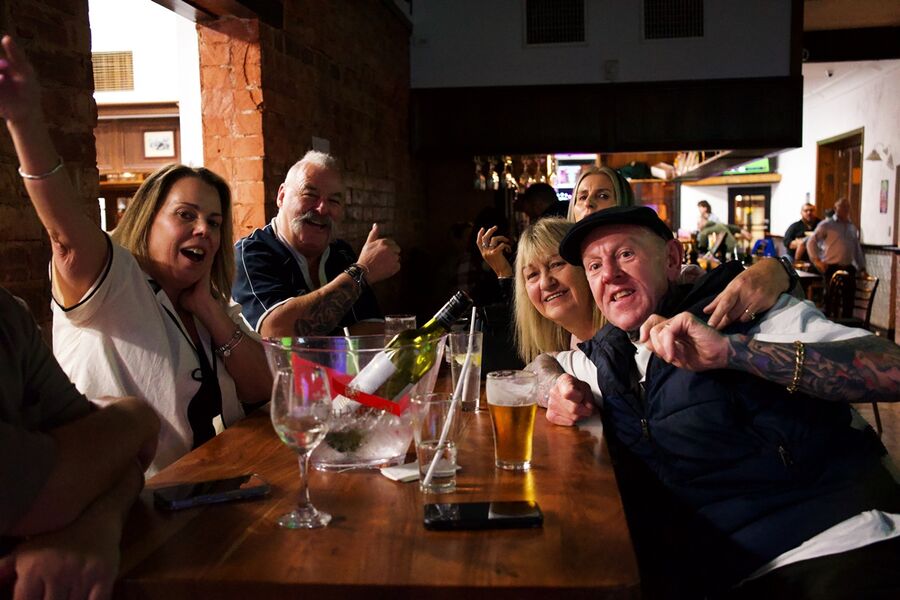 Great venue for a drink with friends - The Border Inn Bacchus Marsh